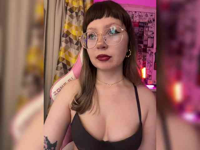 henby_streams webcam