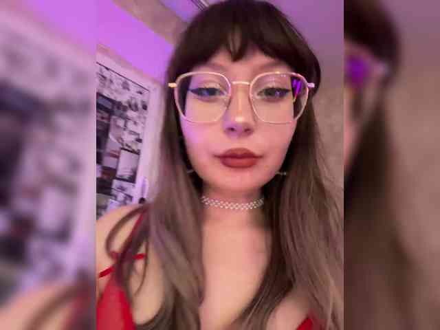 henby_streams webcam