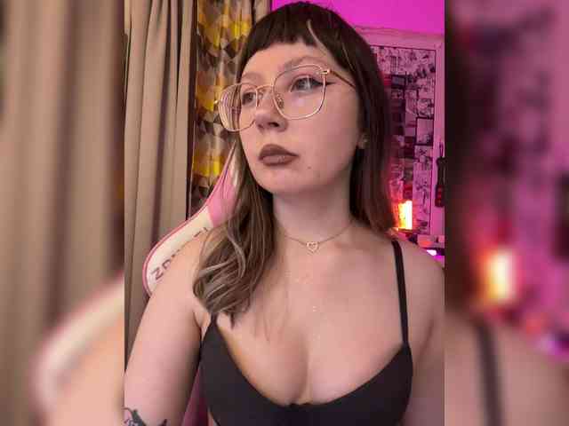 henby_streams webcam