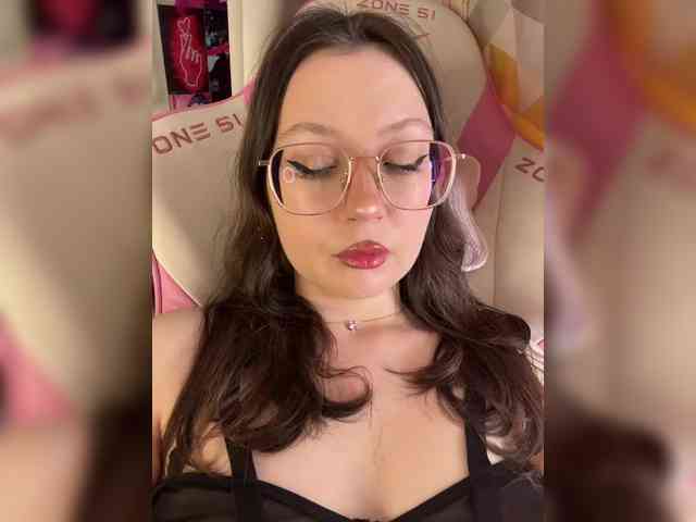 henby_streams webcam