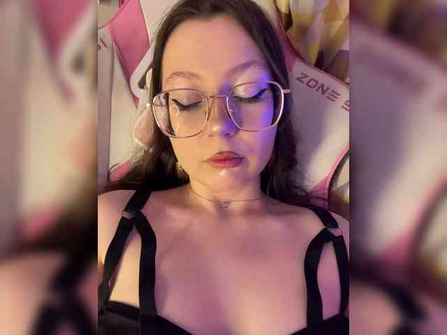 henby_streams webcam