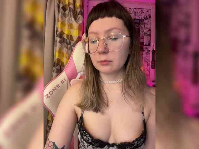 henby_streams webcam