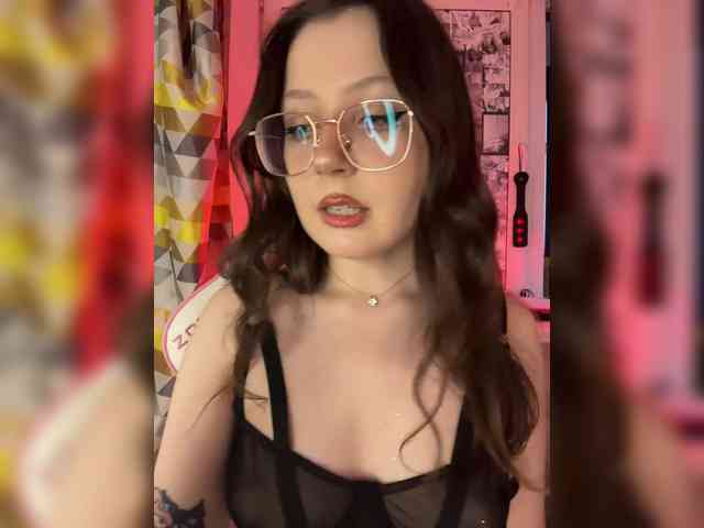 henby_streams webcam