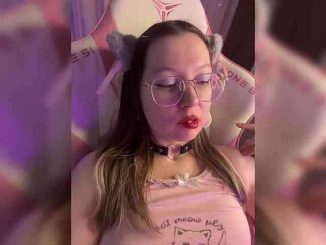 henby_streams webcam