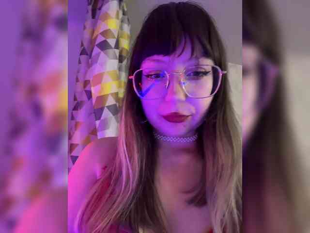 henby_streams webcam