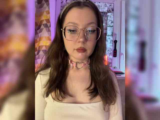 henby_streams webcam