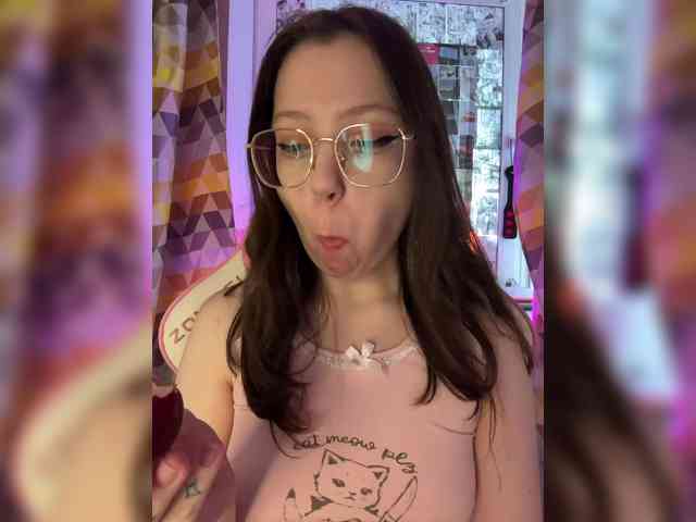 henby_streams webcam
