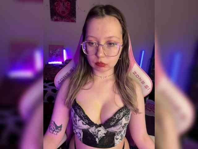 henby_streams webcam