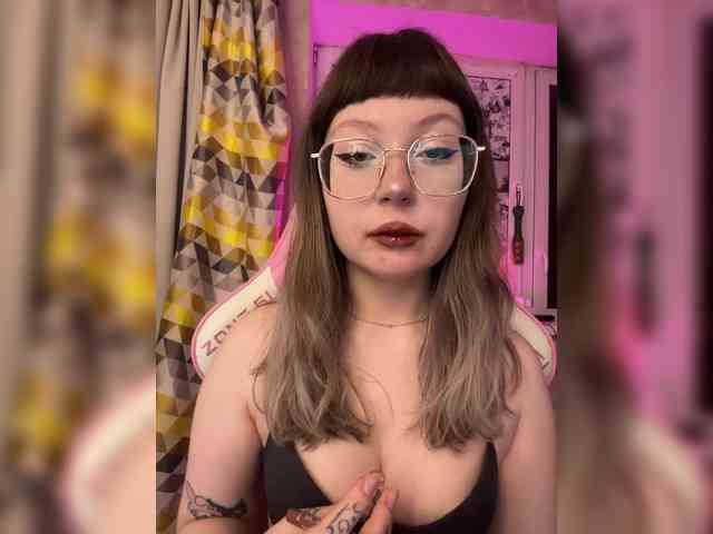 henby_streams webcam