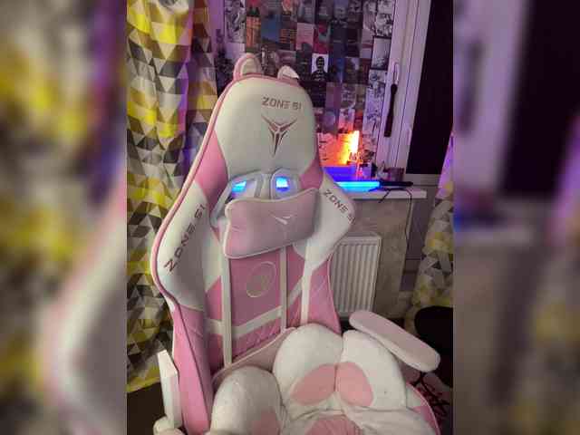 henby_streams webcam