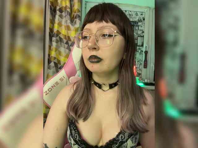 henby_streams webcam