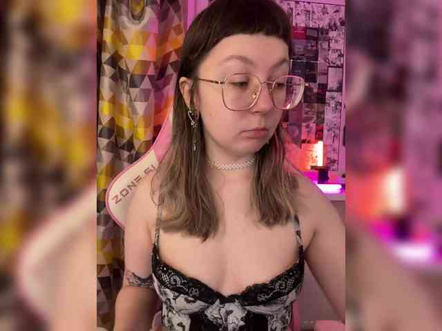 henby_streams webcam