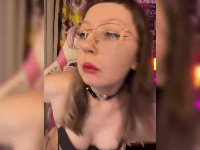 henby_streams webcam