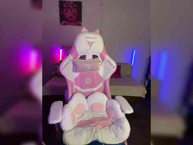 henby_streams webcam