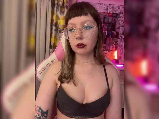 henby_streams webcam