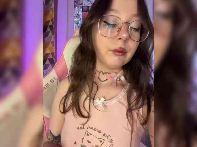 henby_streams webcam