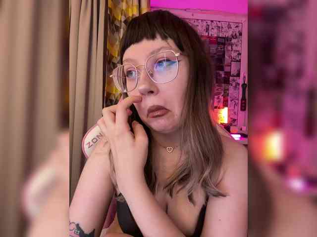 henby_streams webcam