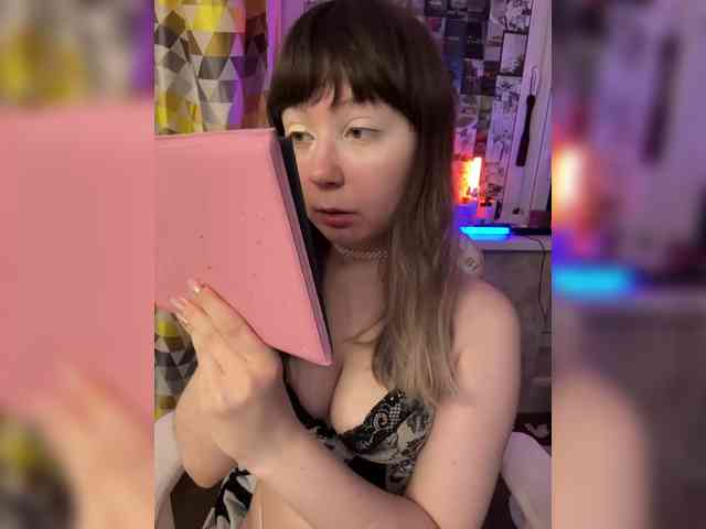 henby_streams webcam