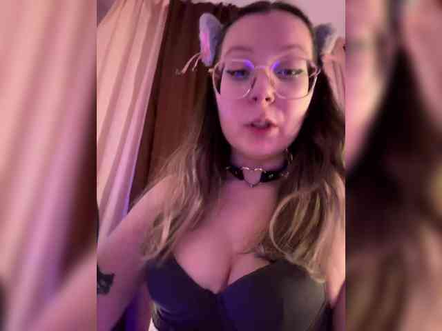 henby_streams webcam