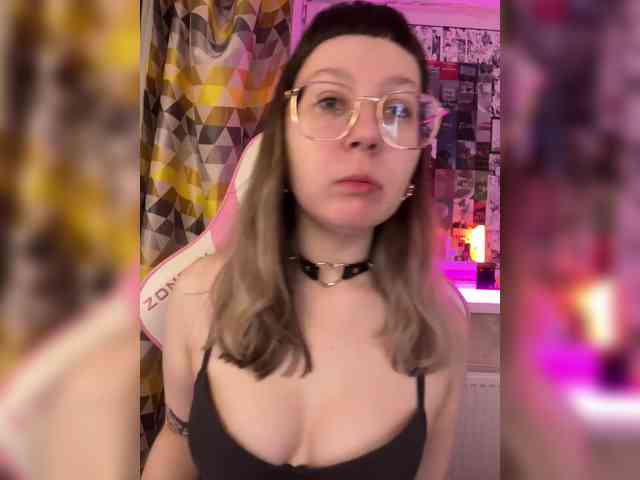 henby_streams webcam