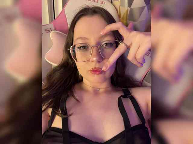 henby_streams webcam