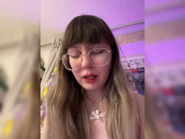 henby_streams webcam