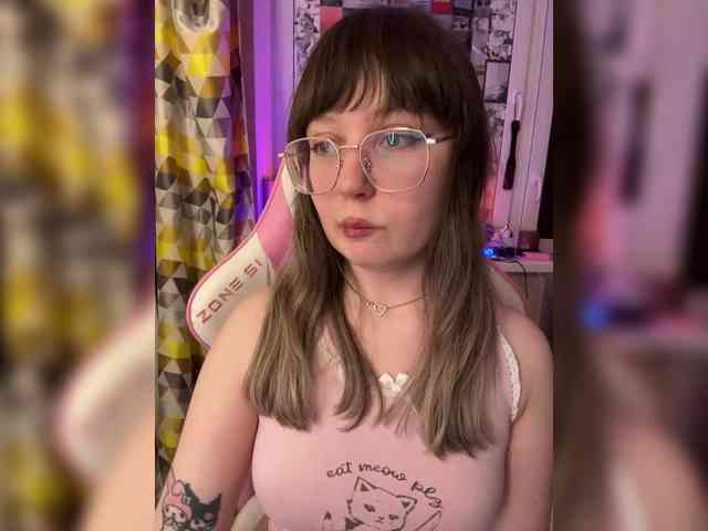 henby_streams webcam