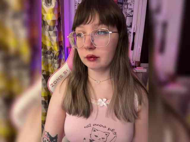 henby_streams webcam