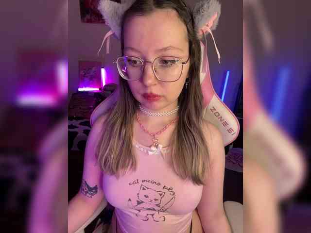 henby_streams webcam