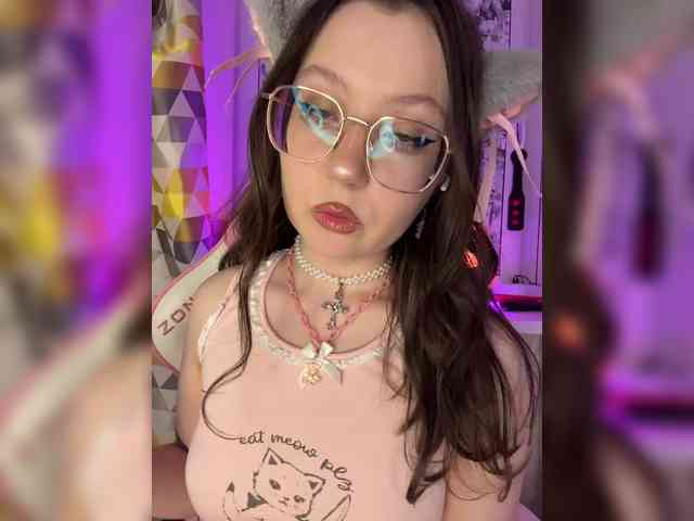 henby_streams webcam