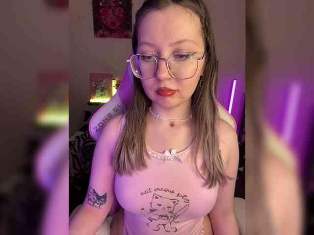 henby_streams webcam