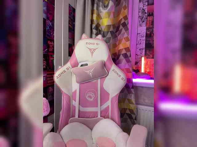 henby_streams webcam