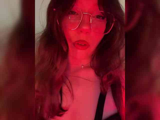 henby_streams webcam