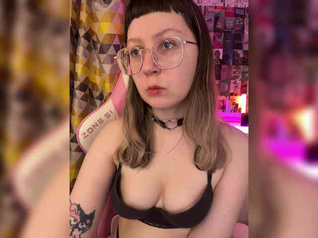 henby_streams webcam