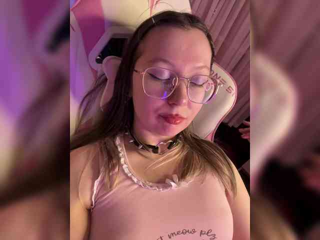 henby_streams webcam