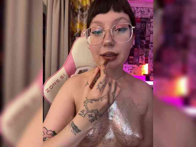 henby_streams webcam