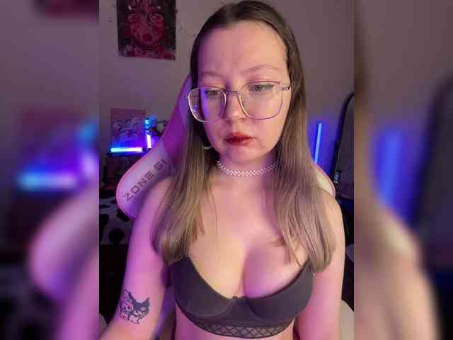 henby_streams webcam