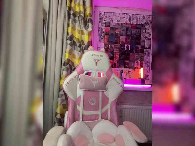 henby_streams webcam