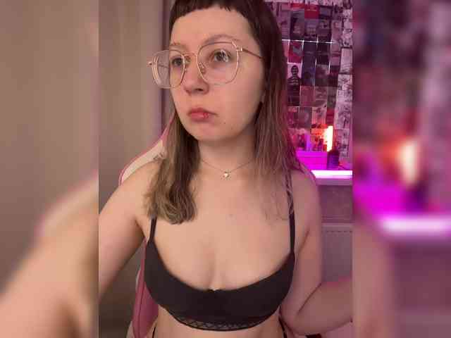 henby_streams webcam