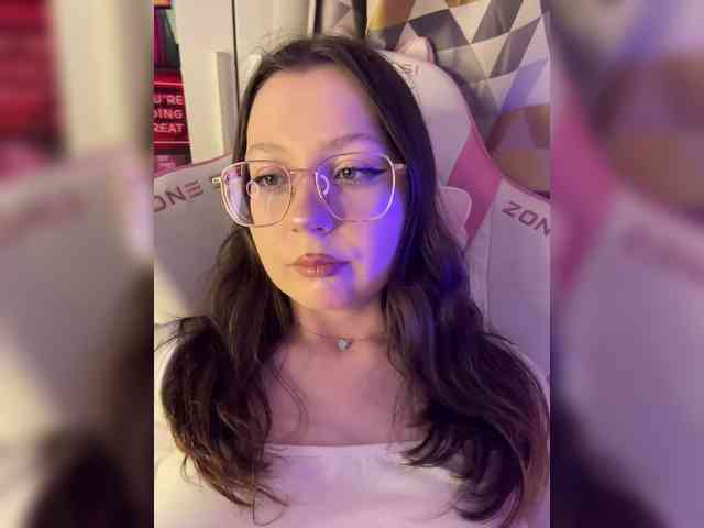 henby_streams webcam