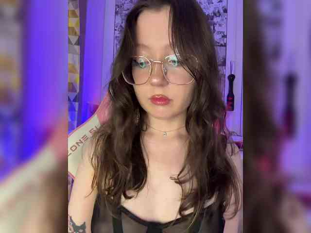henby_streams webcam