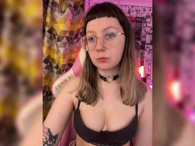 henby_streams webcam
