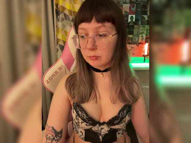 henby_streams webcam