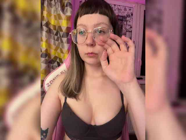 henby_streams webcam