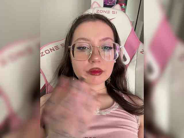 henby_streams webcam
