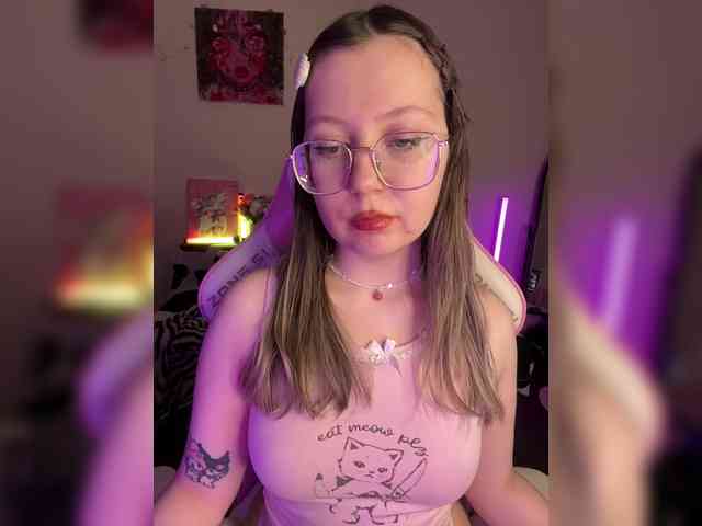 henby_streams webcam