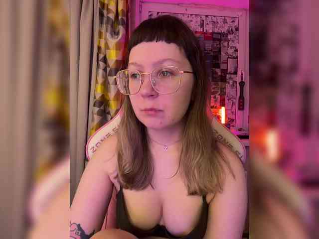 henby_streams webcam