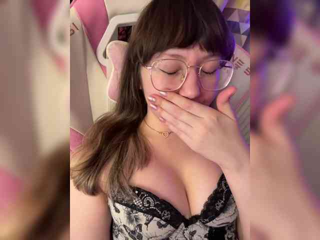 henby_streams webcam