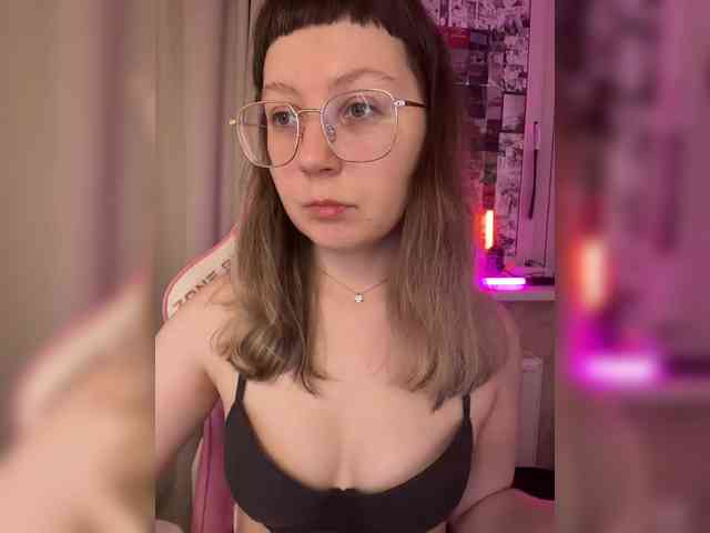 henby_streams webcam