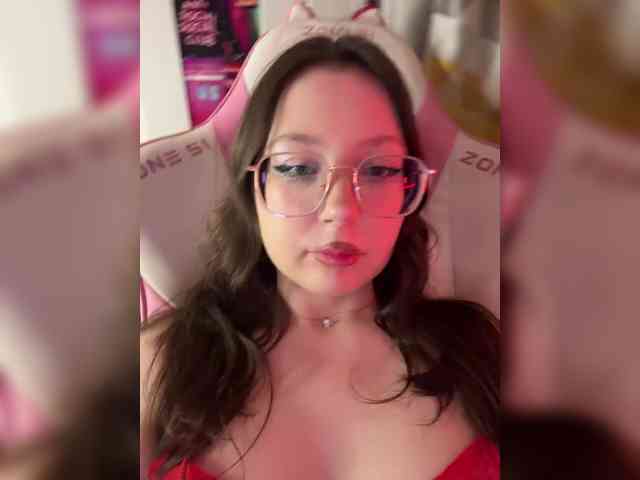 henby_streams webcam